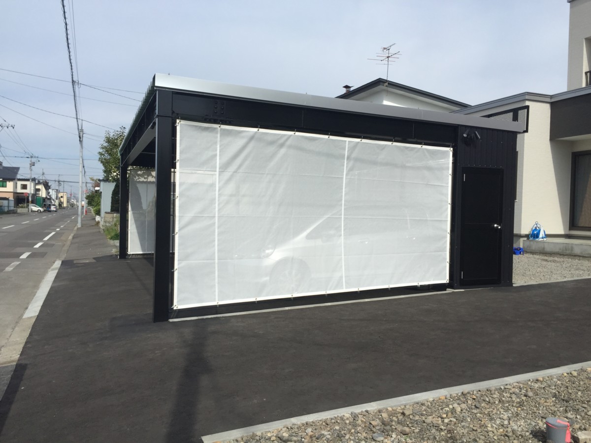 3-1 側面ネット施工と勝手口設置